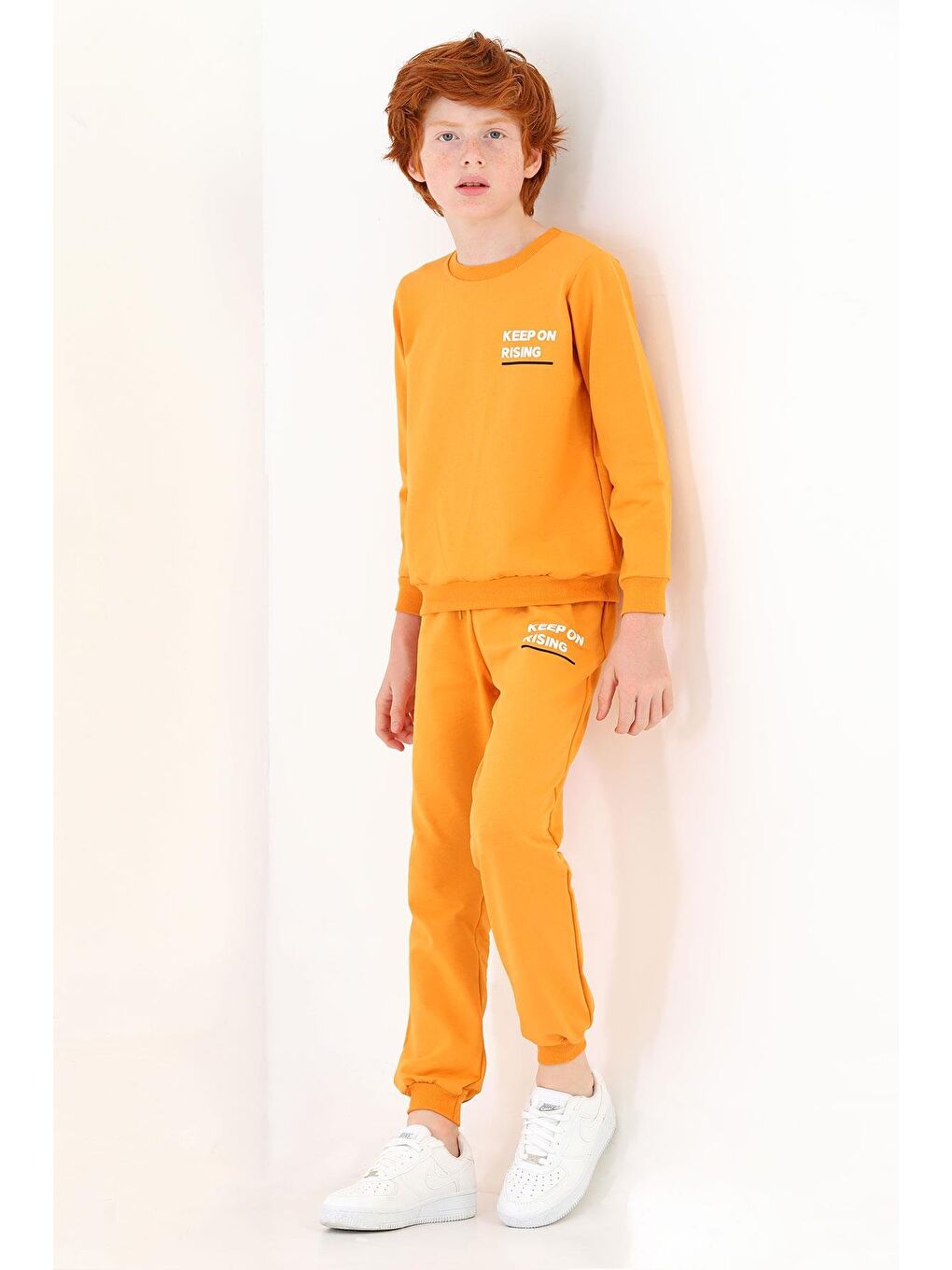 Sarı Bisiklet Yaka Uzun Kol Keep On Rısıng Baskılı Hardal Renk Erkek Çocuk Esofman Takım