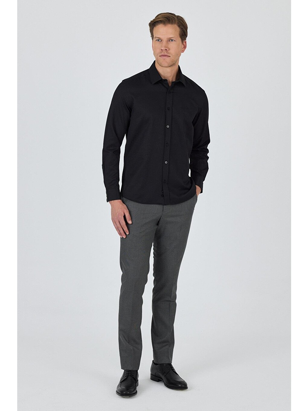 Siyah Uzun Kol Desenli Armürlü Sert Yaka Cepsiz Pamuklu Classic Slim Fit Gömlek 1004250194-1