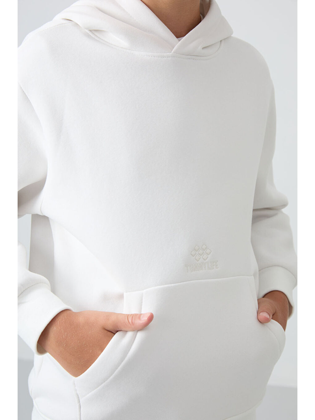 Ekru Pamuklu Kalın İçi Tüylü Yumuşak Dokulu Standart Fit Baskılı Erkek Çocuk Sweatshirt - 11215-1