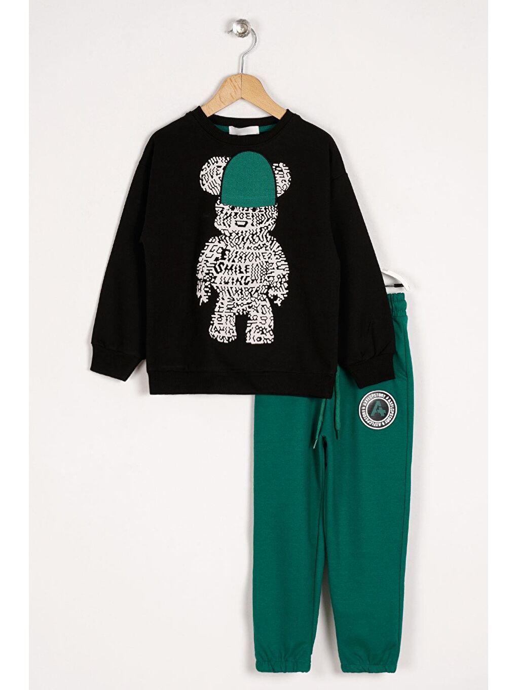 Bisiklet Yaka Uzun Kol Ayı Baskılı Koyu Yeşil Renk Erkek Çocuk Eşofman Takım