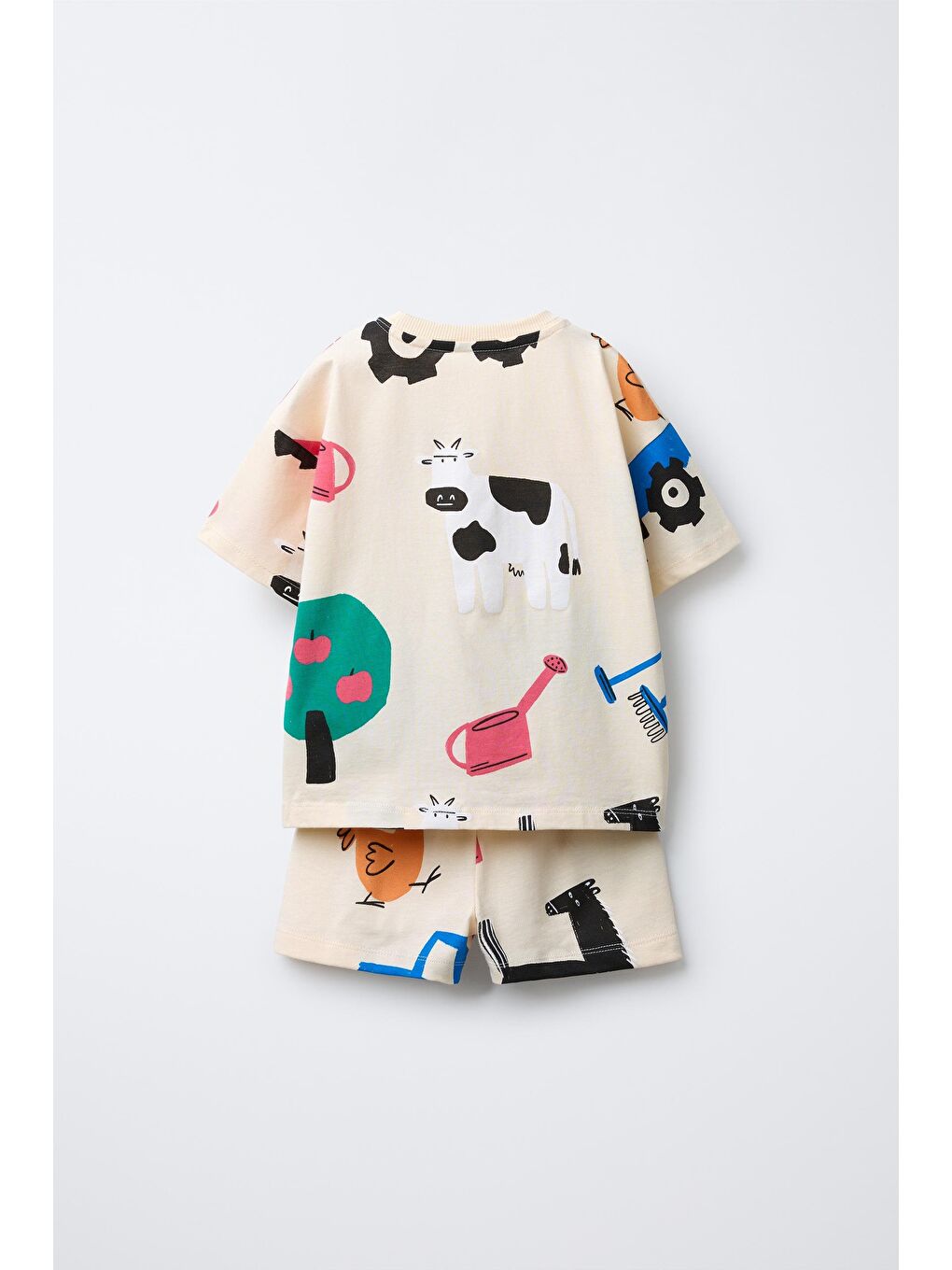 Ekru Unisex Çocuk Pamuklu Krem Çiftlik Desenli T-Shirt Şort Takım - Eğlenceli Yazlık Set-1
