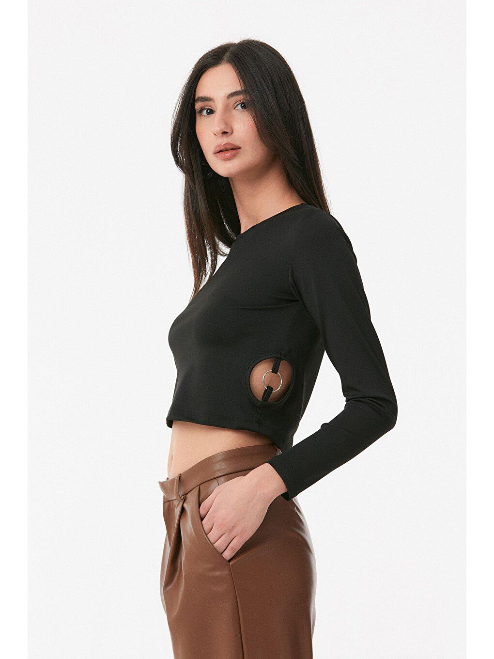 Siyah Yanları Halka Detaylı Dalgıç Bluz-1