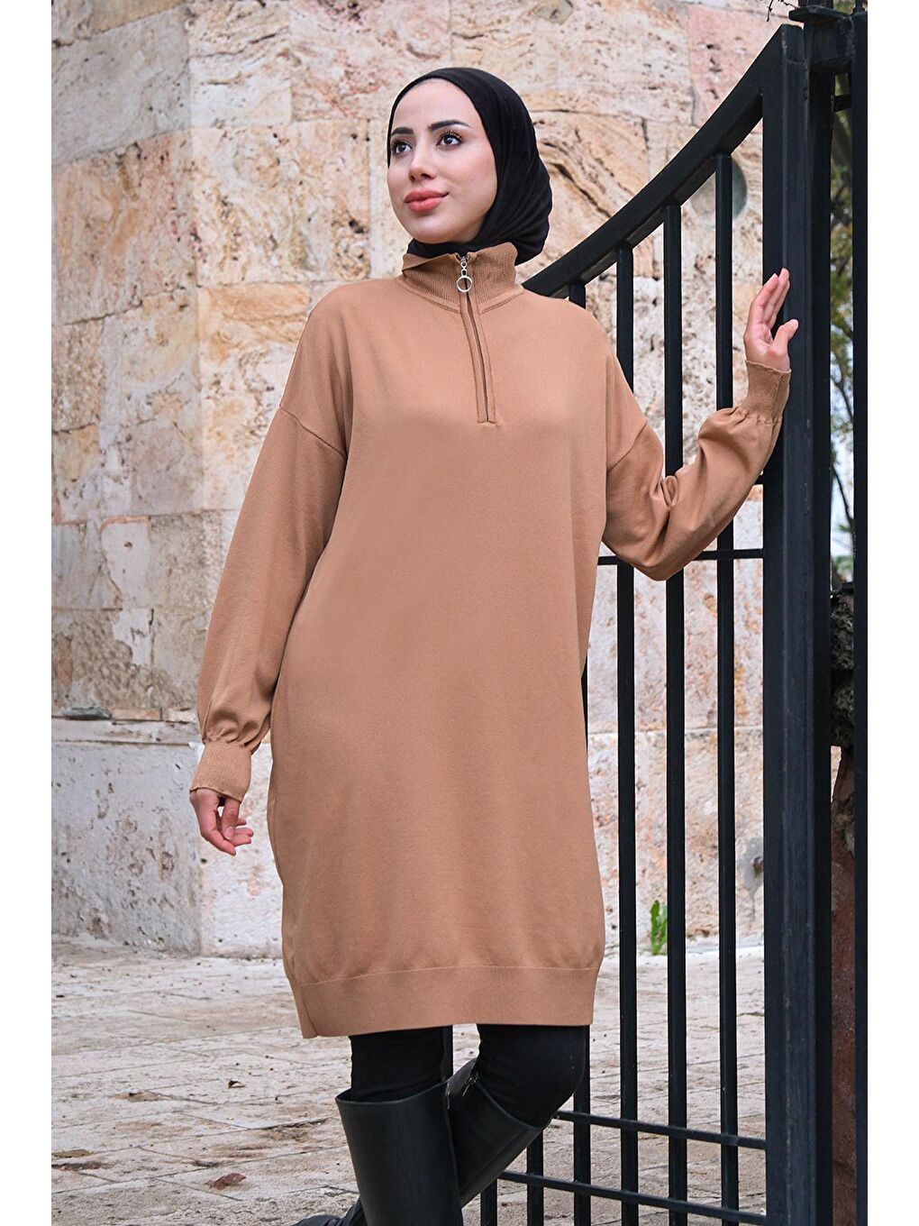 Bej Yakası Fermuarlı Triko Kazak Vizon-1