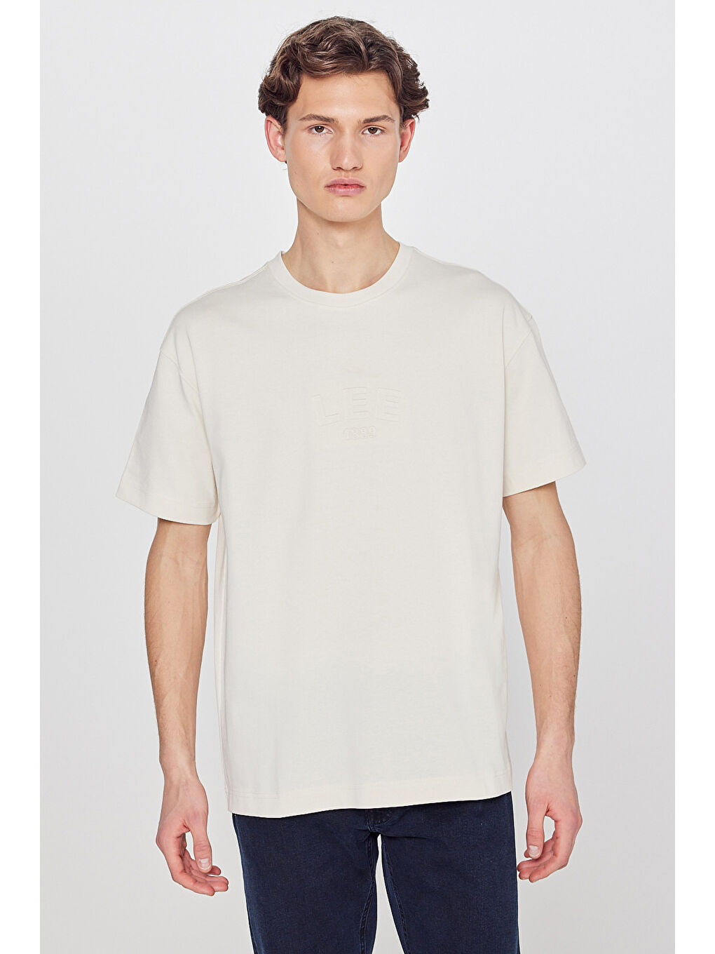 Bej %100 Pamuk Relaxed Fit Rahat Kesim Logo Detaylı Tişört