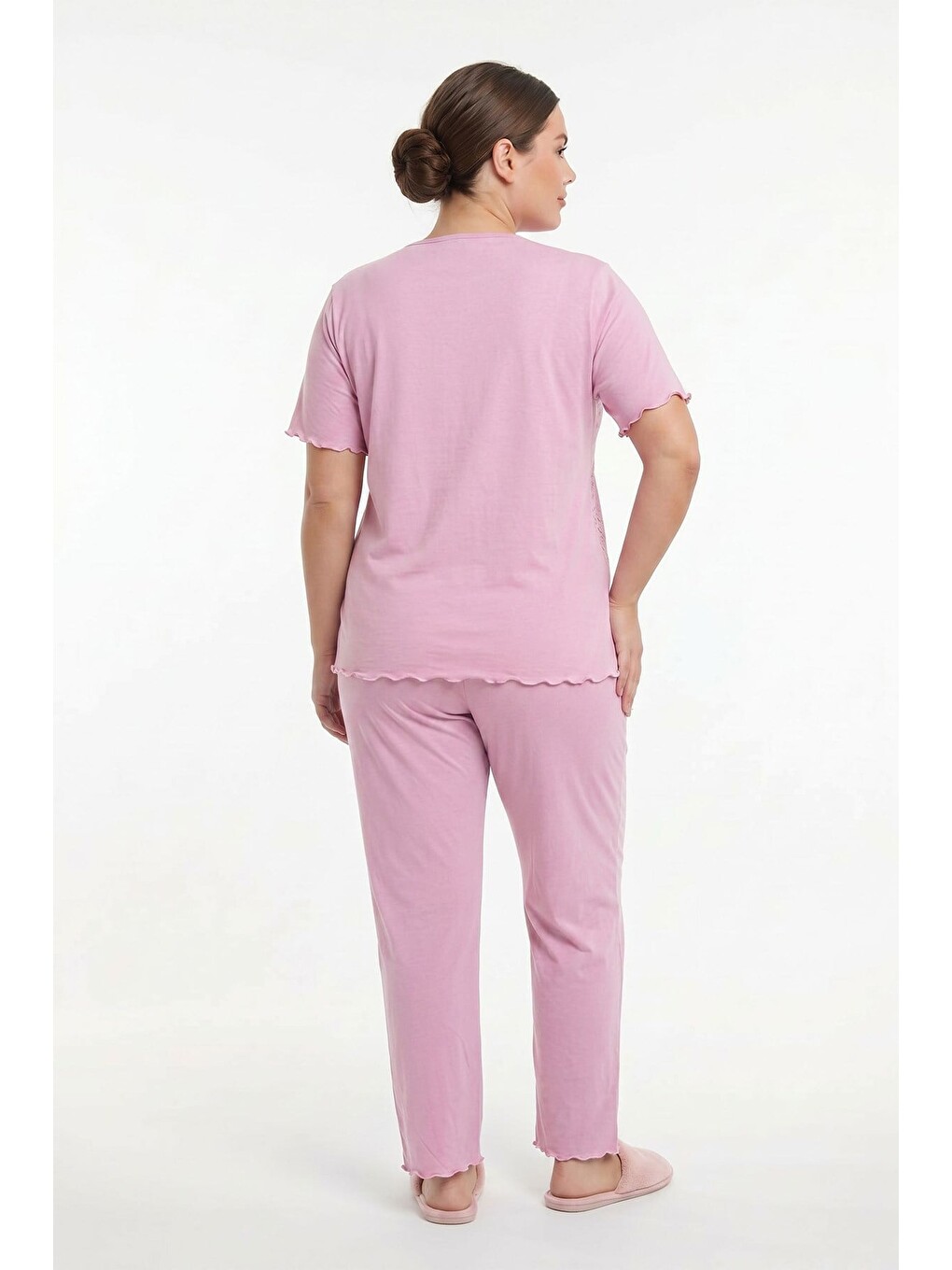Pembe Kadın Bambu Önü Düğmeli Yaka Dantelli Büyük Beden Kısa Kol Pijama Takımı | Pudra 1000-77-2