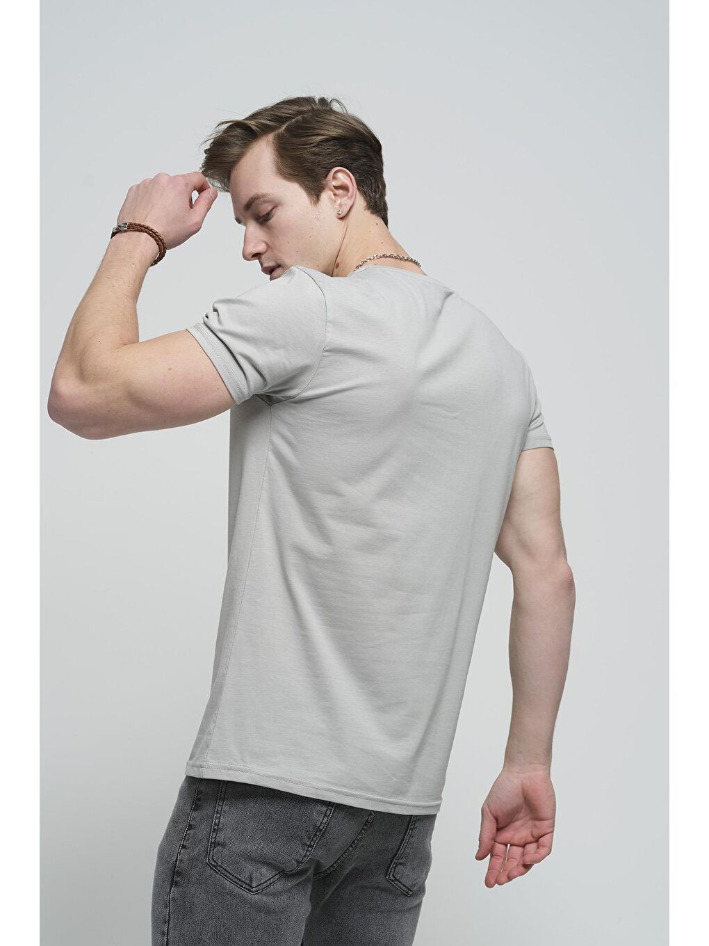 Gri Slim Fit Likralı Bisiklet Yaka Erkek Basic Tişört-1