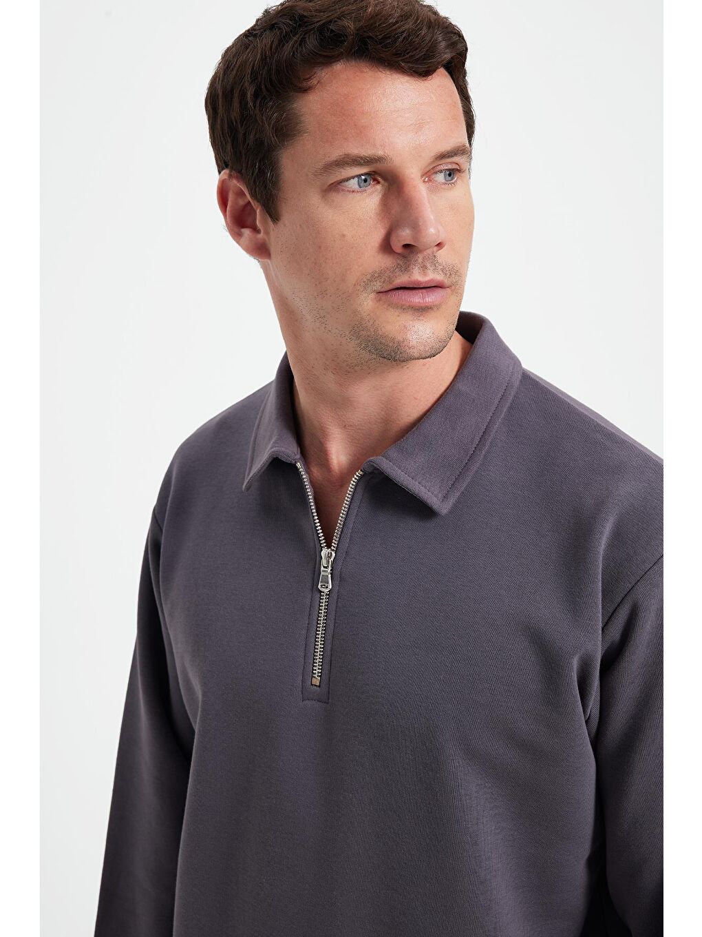 Erkek Relax Fit Rahat Kesim Pamuklu 3 İplik Fermuarlı Polo Yaka Koyu Gri Sweatshirt-1