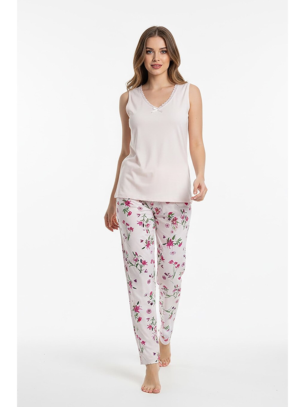 Pembe Kadın % 100 Ring Viskon V Yaka Altı Desenli Kalın Askılı Pijama Takımı | Somon 40108-4768-2