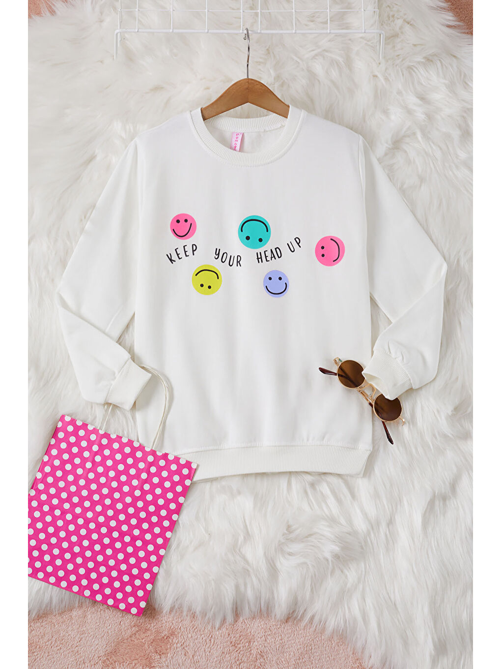 Pembe Life Kids Club Ekru Gülen Yüz Baskılı Kız Çocuk Bisiklet Yaka Sweatshirt 17286