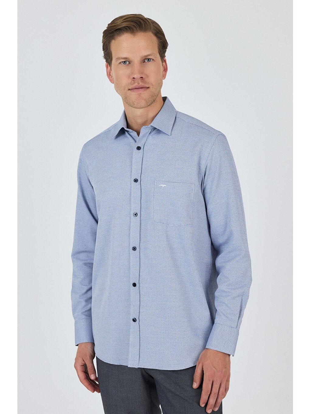 Koyu Lacivert Sert Yaka Kendinden Desenli Classic Pamuklu Comfort Fit Gömlek 1004250219-2