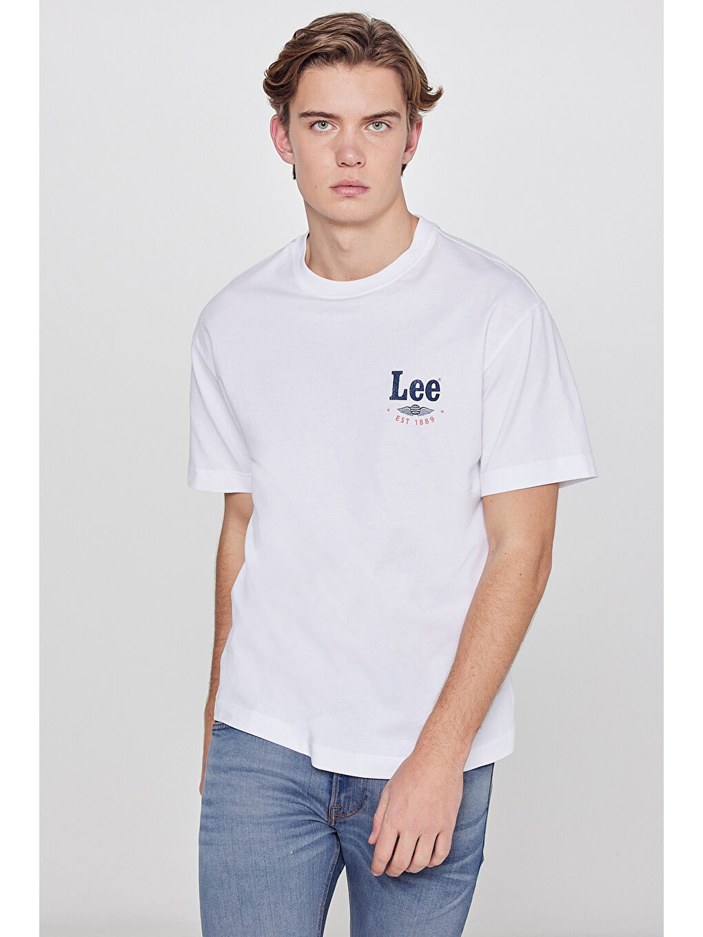 Beyaz %100 Pamuk Relaxed Fit Rahat Kesim Bisiklet Yaka Logo Detaylı Tişört-1