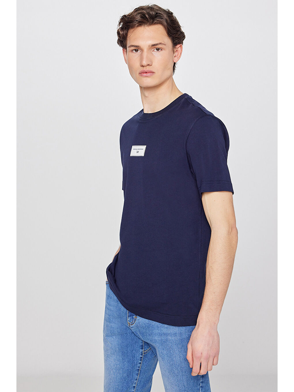 Lacivert %100 Pamuk Nefes Alan Kumaş Regular Fit Logo Detaylı Tişört