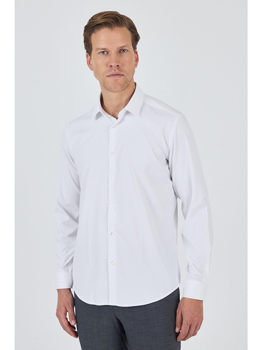 Beyaz Sert Yaka Cepsiz Gabardin Uzun Kol Slim Fit Esnek Gömlek 1004250234