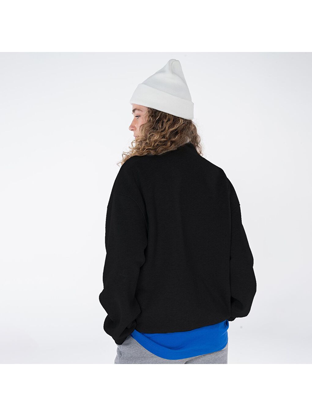 James Kadın Siyah Dik Yaka Oversize Yarı Fermuarlı Sweatshirt-1