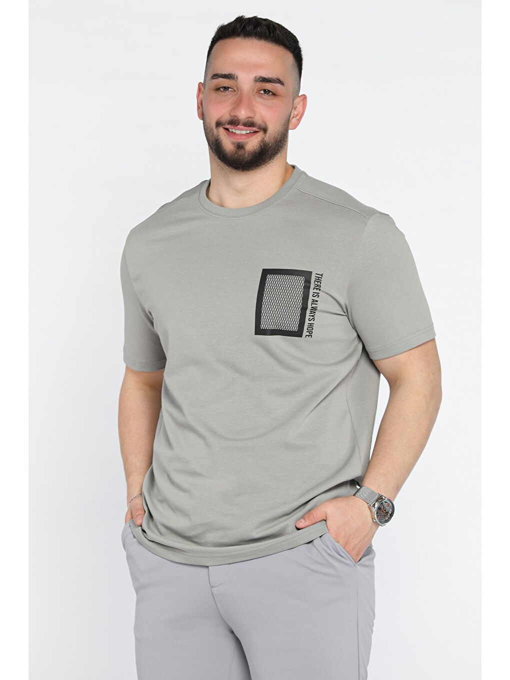 Gri Erkek Bisiklet Yaka Baskılı Tişört