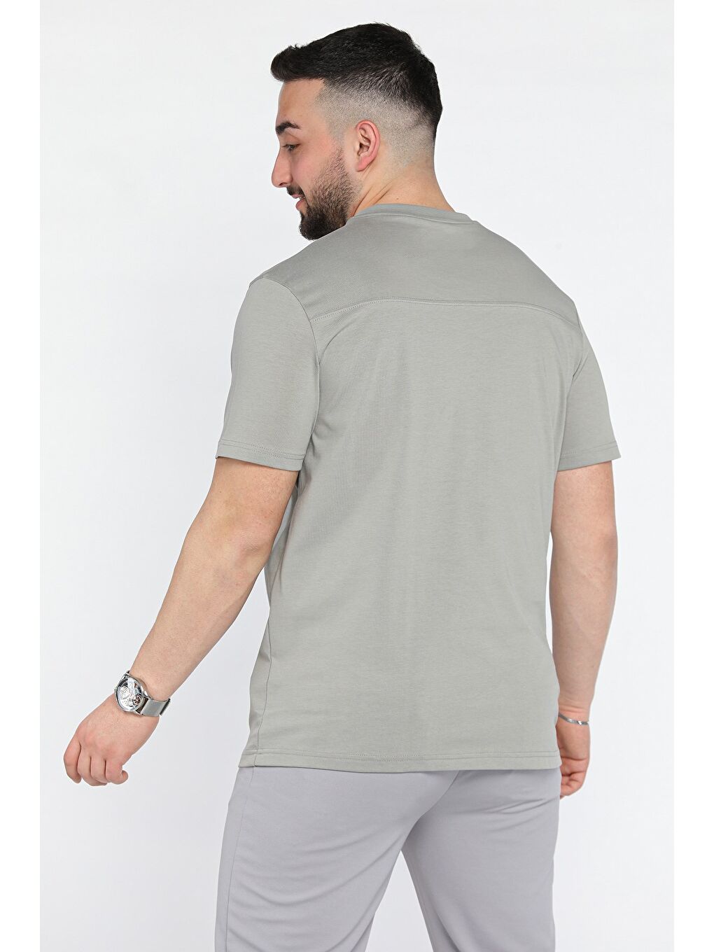 Gri Erkek Bisiklet Yaka Baskılı Tişört-2