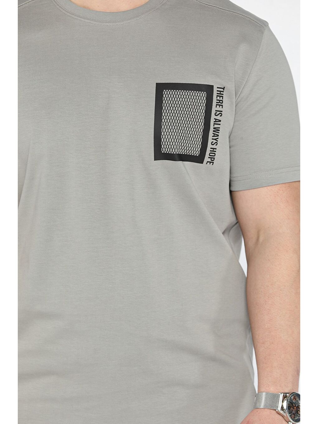 Gri Erkek Bisiklet Yaka Baskılı Tişört-3