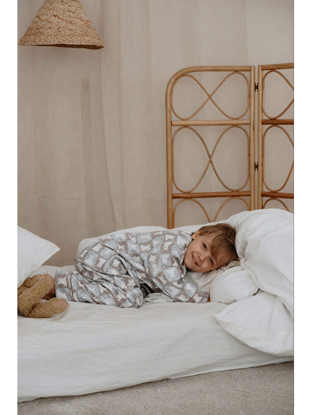 Bej Kedi Desenli Yaka Detaylı Çocuk Pijama Takımı-4