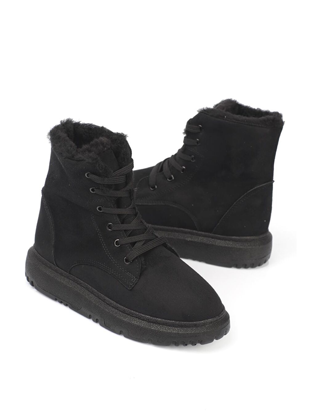 Siyah Yuvarlak Burunlu Kürklü Kadın Bot-1
