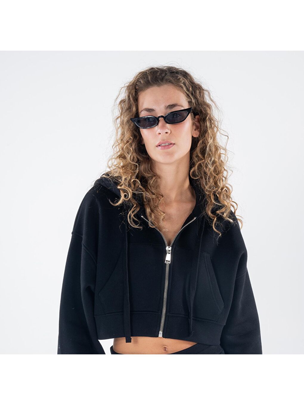 James Kadın Siyah  Kanguru Cepli Kapüşonlu Oversize Fermuarlı Crop Sweatshirt Hoodie-2