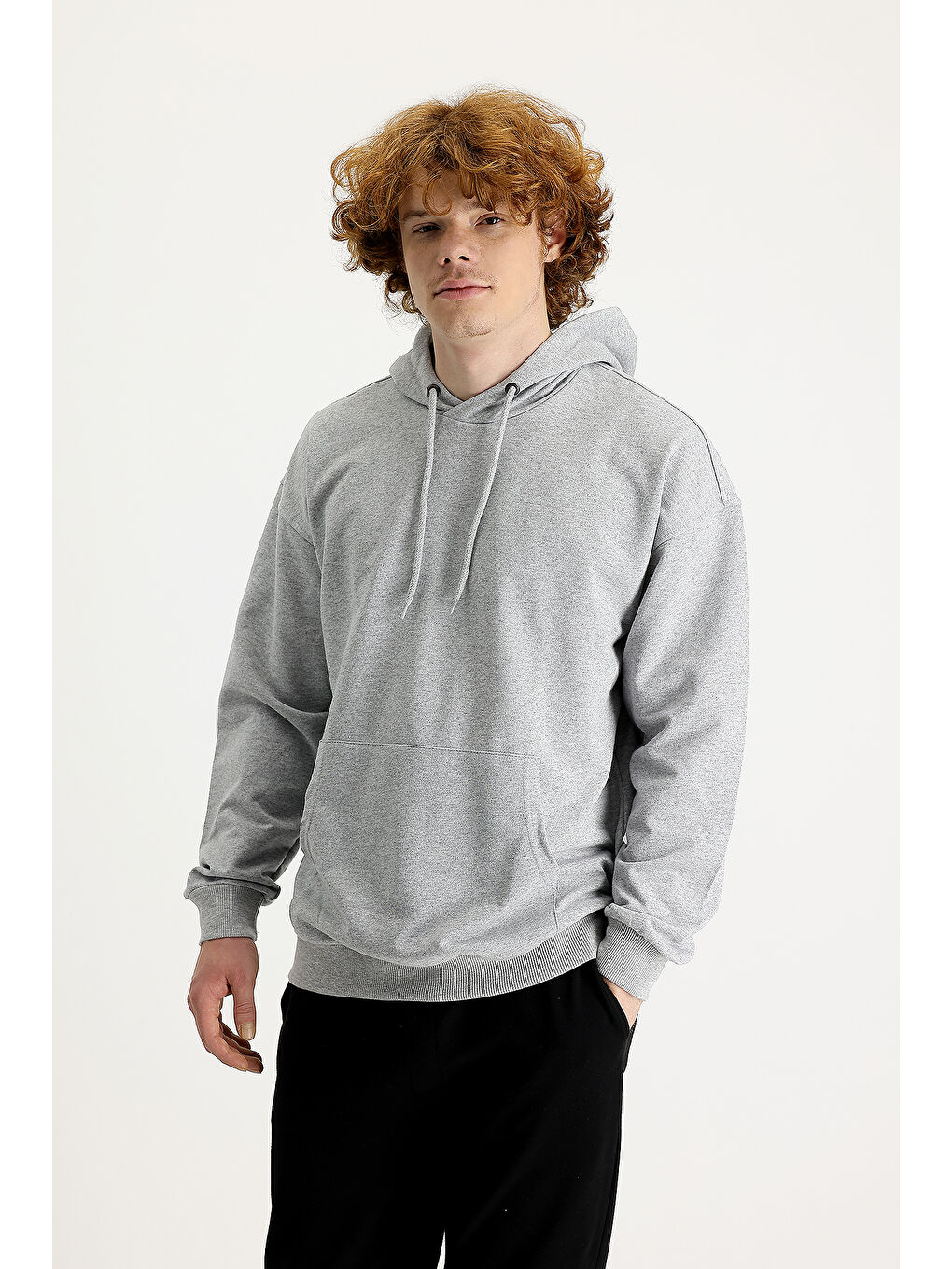 Gri Kapüşonlu Oversize Pamuklu Sweatshirt-1