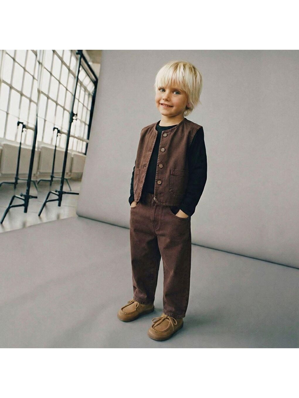 Erkek Çocuk Pamuklu Kahverengi Yelek Pantolon Takım - Düğmeli Cepli Set-3