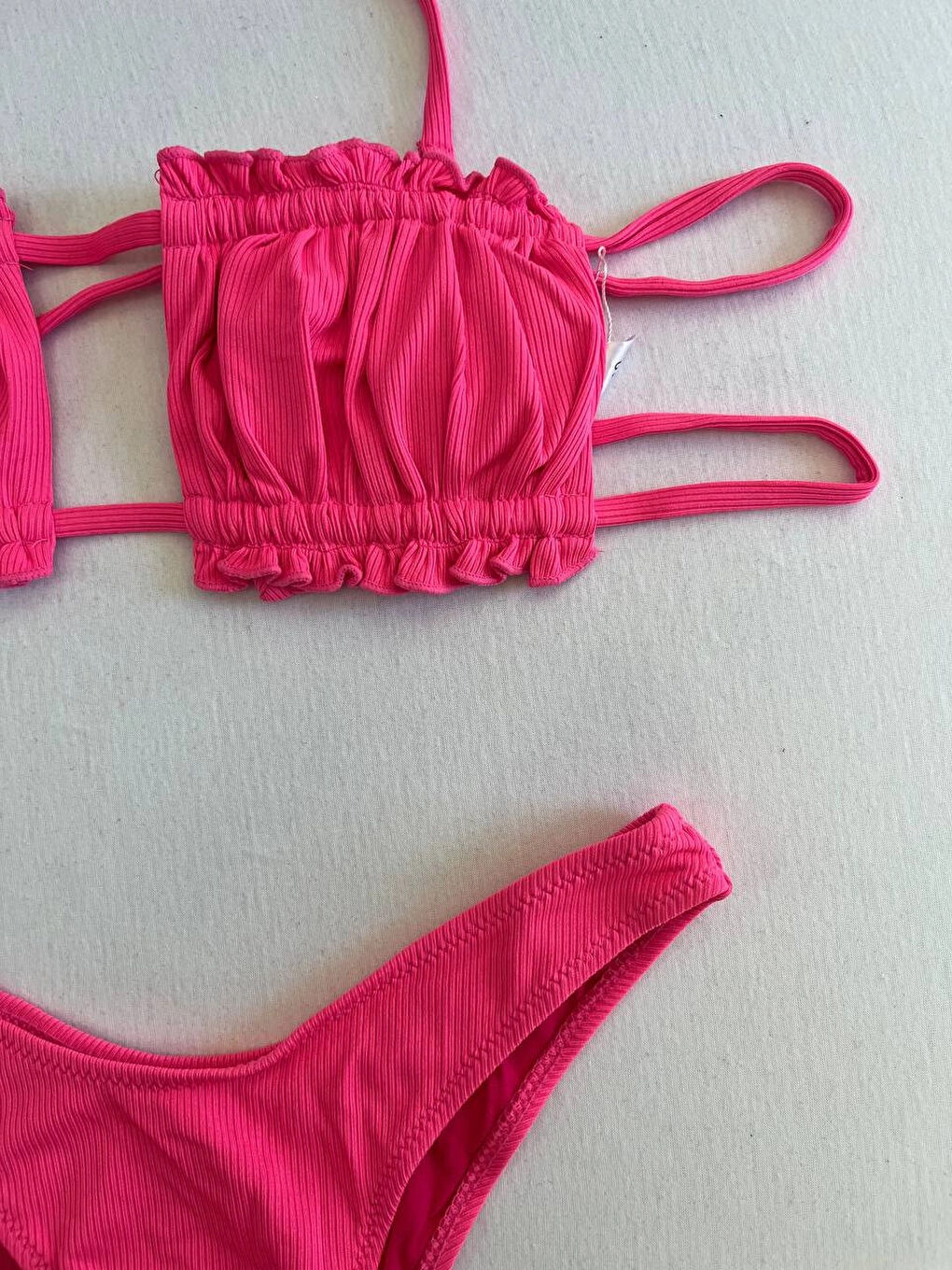 Kadın Pembe İp Bağlamalı Büzgülü Straplez Bikini Takım HZL25S-LC2226-1