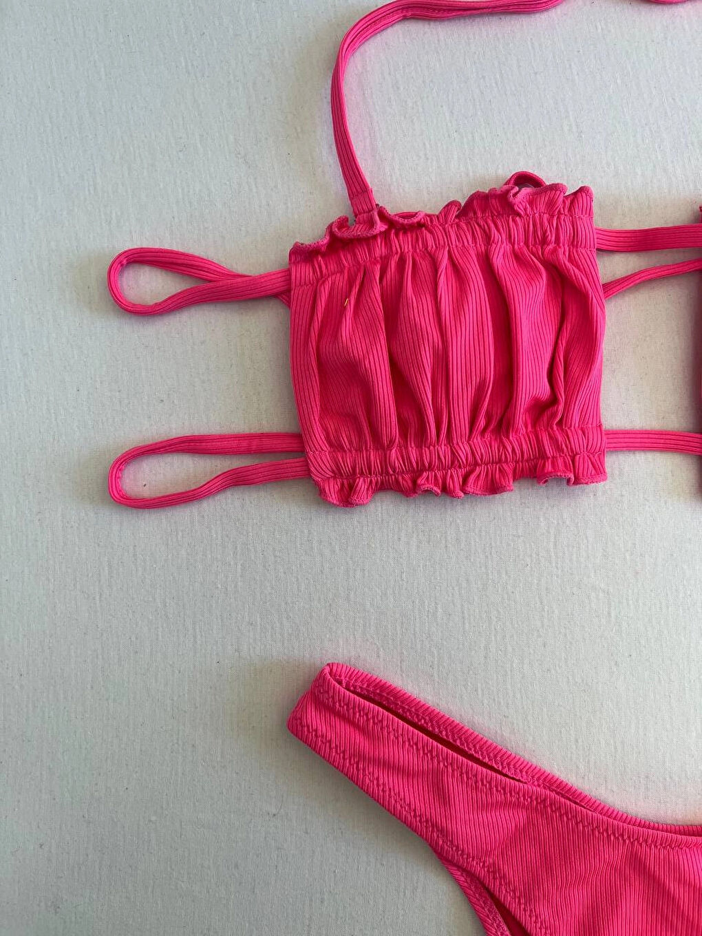 Kadın Pembe İp Bağlamalı Büzgülü Straplez Bikini Takım HZL25S-LC2226-2