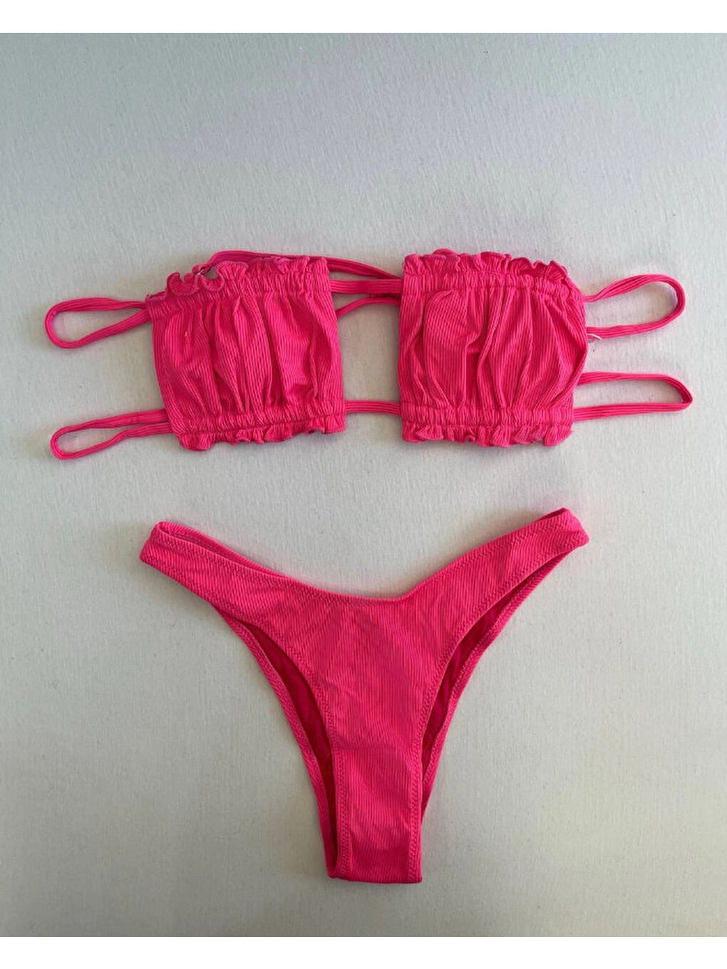 Kadın Pembe İp Bağlamalı Büzgülü Straplez Bikini Takım HZL25S-LC2226-4