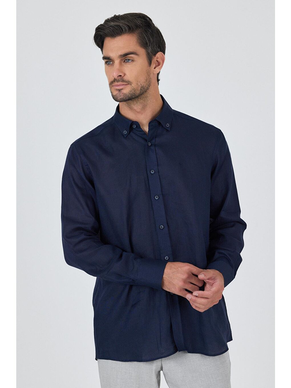 Lacivert Uzun Kol Düz Keten Düğmeli Yaka Cepsiz Casual Comfort Fit Gömlek 1004250114-2