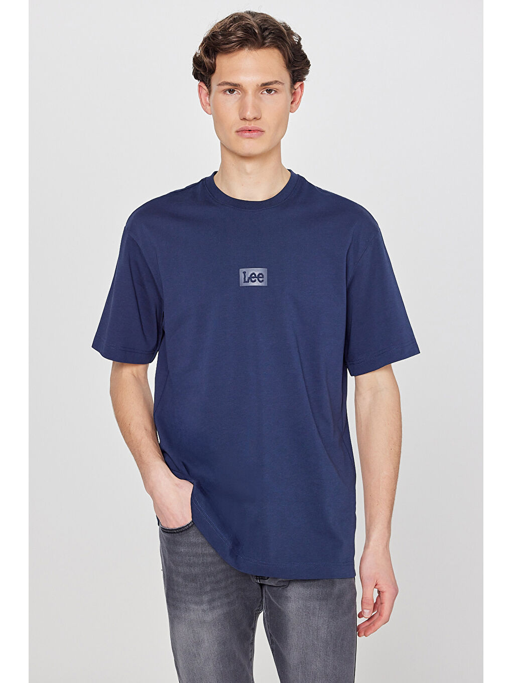 Lacivert %100 Pamuk Nefes Alan Kumaş Loose Fit Rahat Kesim Logo Detaylı Tişört