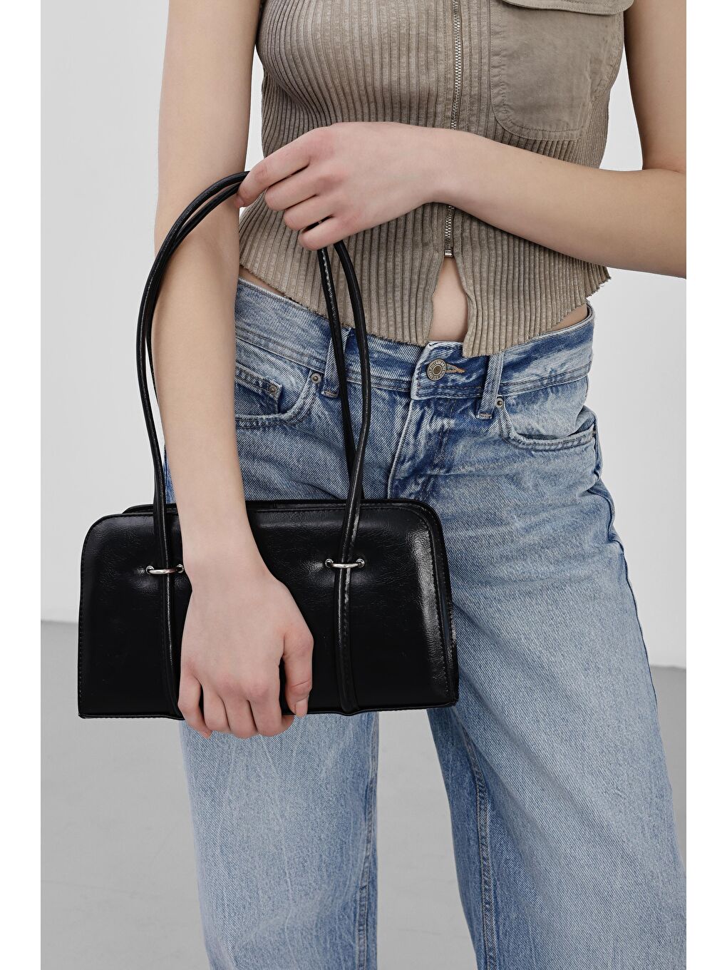 Hansal Metal Detaylı Baget Çanta Siyah-3