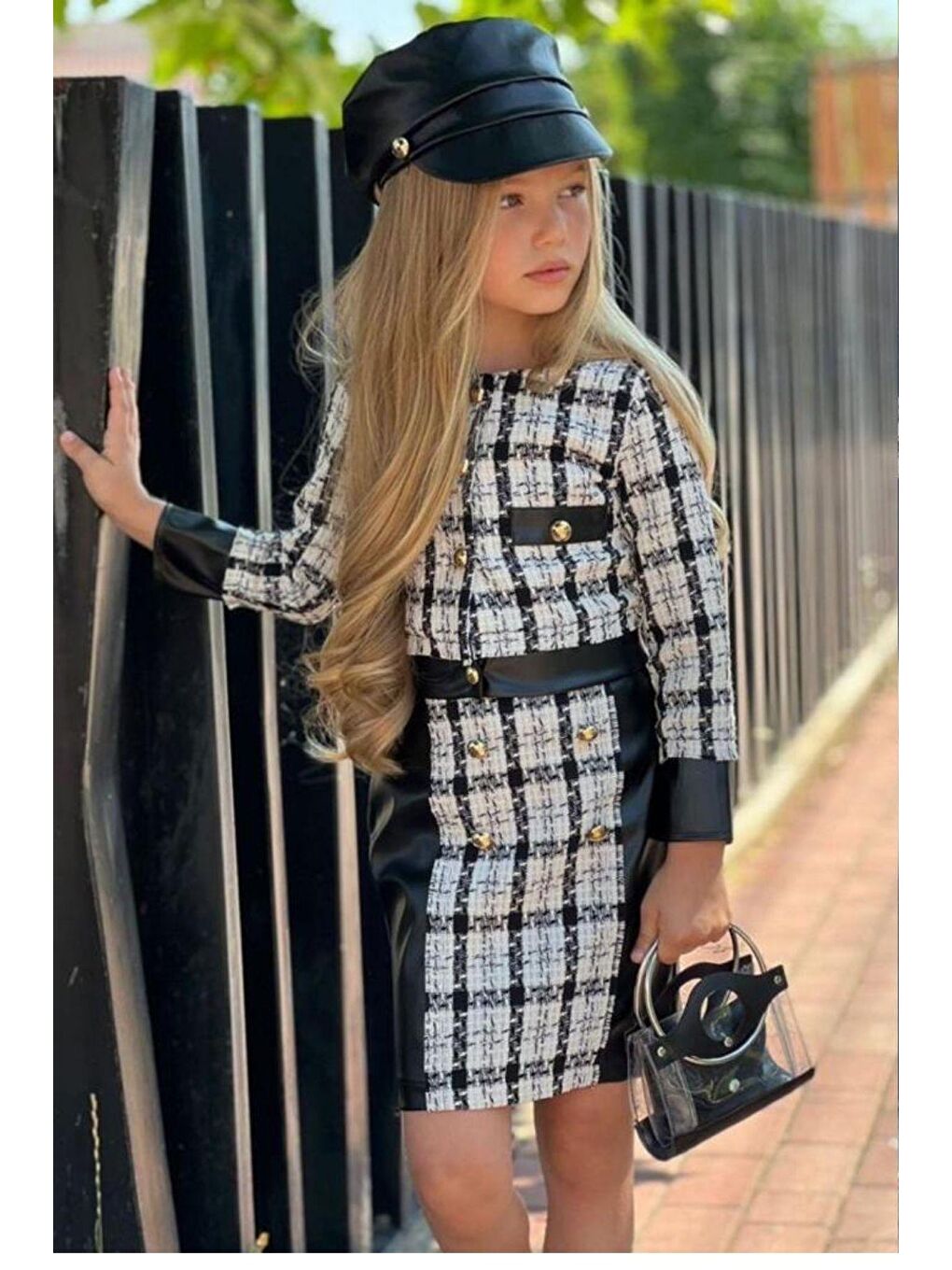 Beyaz Kız Çocuk Gold Düğme ve Deri Detaylı Kareli Etekli Takım