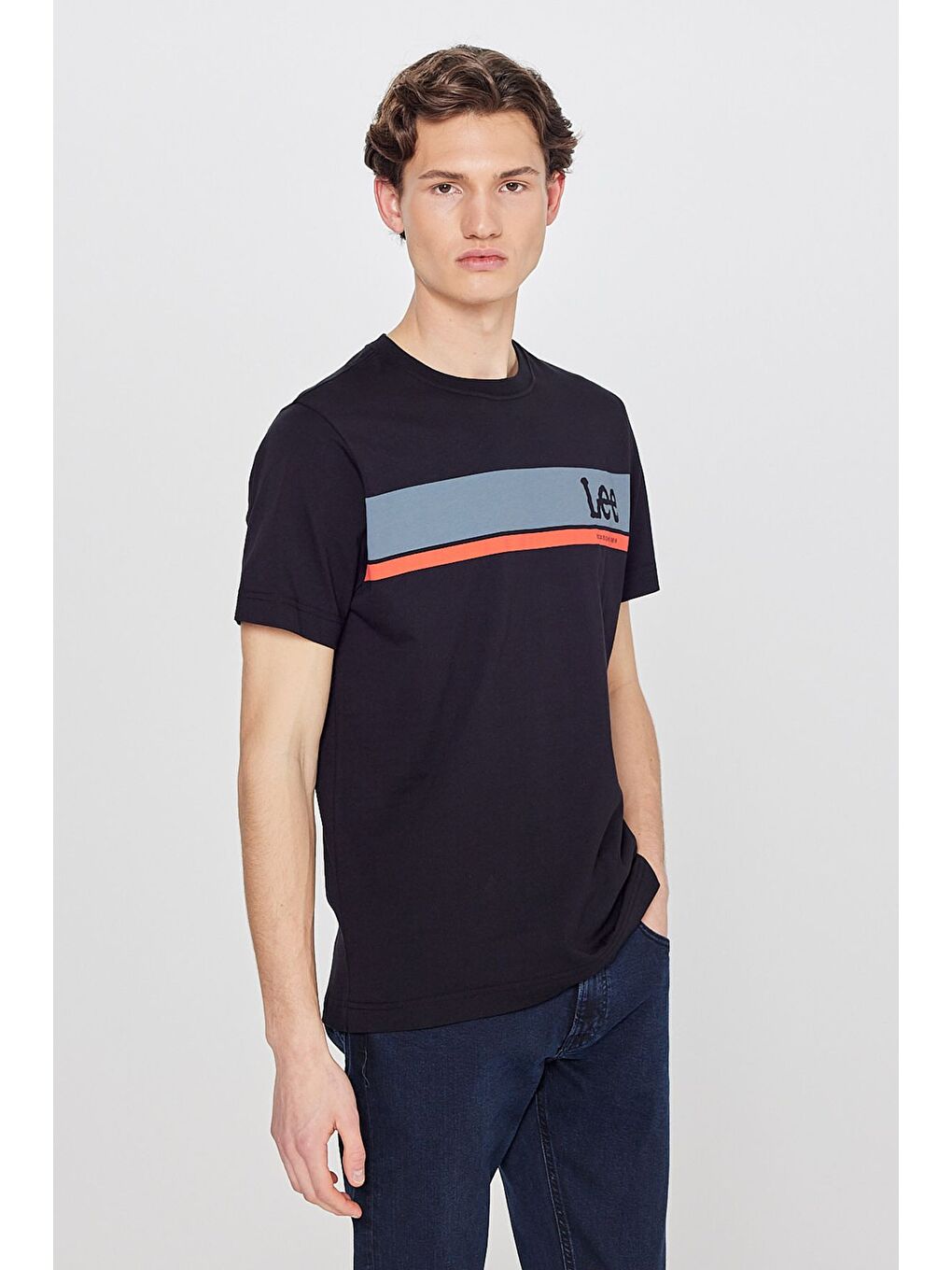 Siyah Regular Fit Normal Kesim Sıfır Yaka %100 Pamuk Logolu Tişört