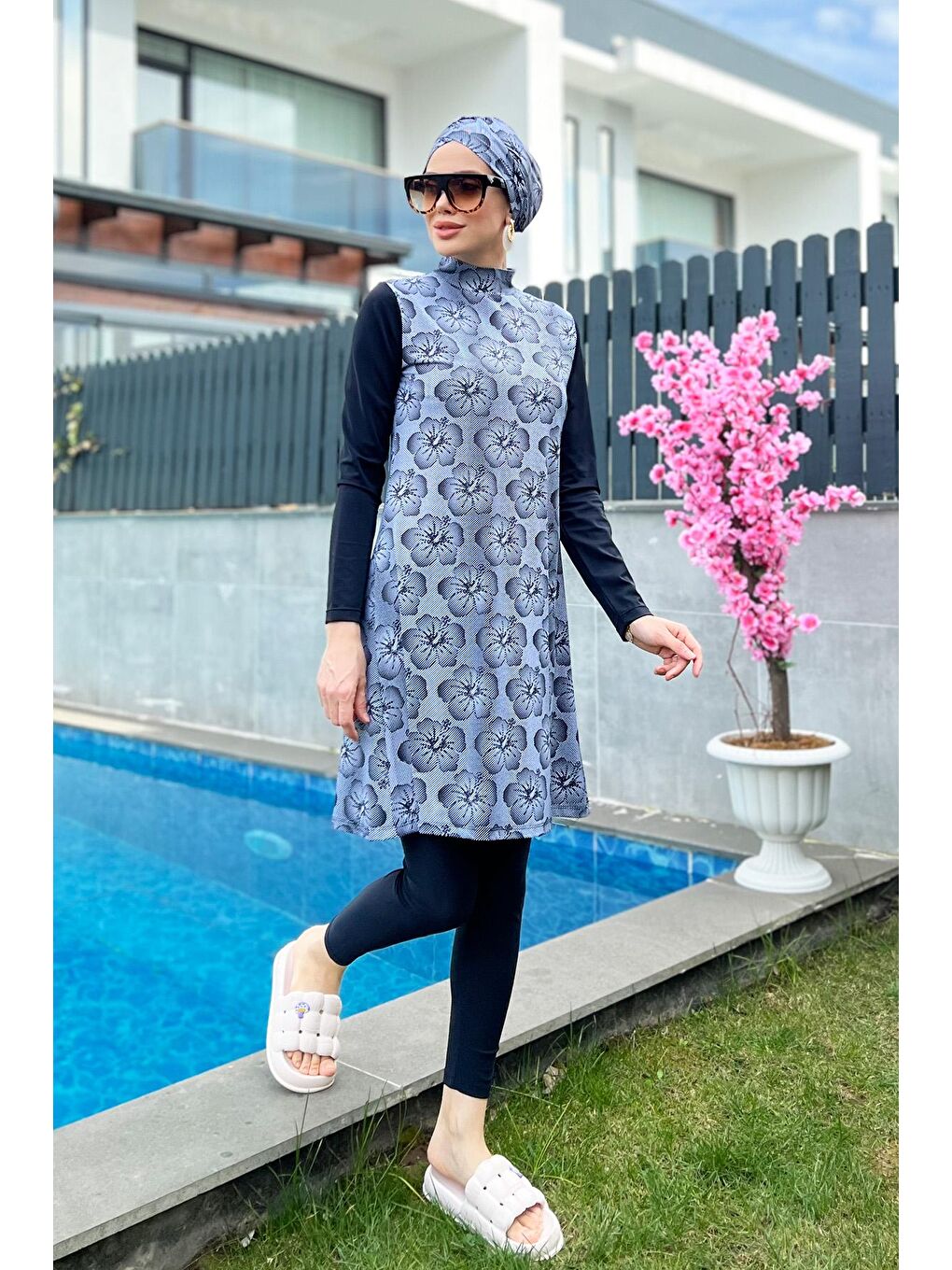 Siyah Tasarım Tam Kapalı Tesettür Mayo  900-402