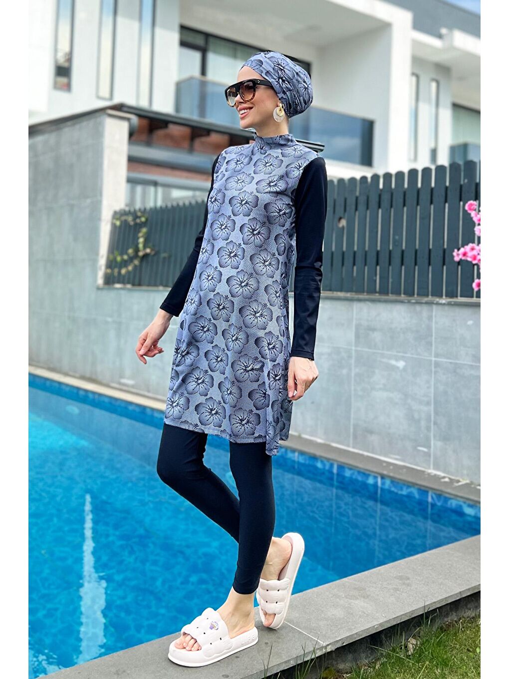 Siyah Tasarım Tam Kapalı Tesettür Mayo  900-402-1