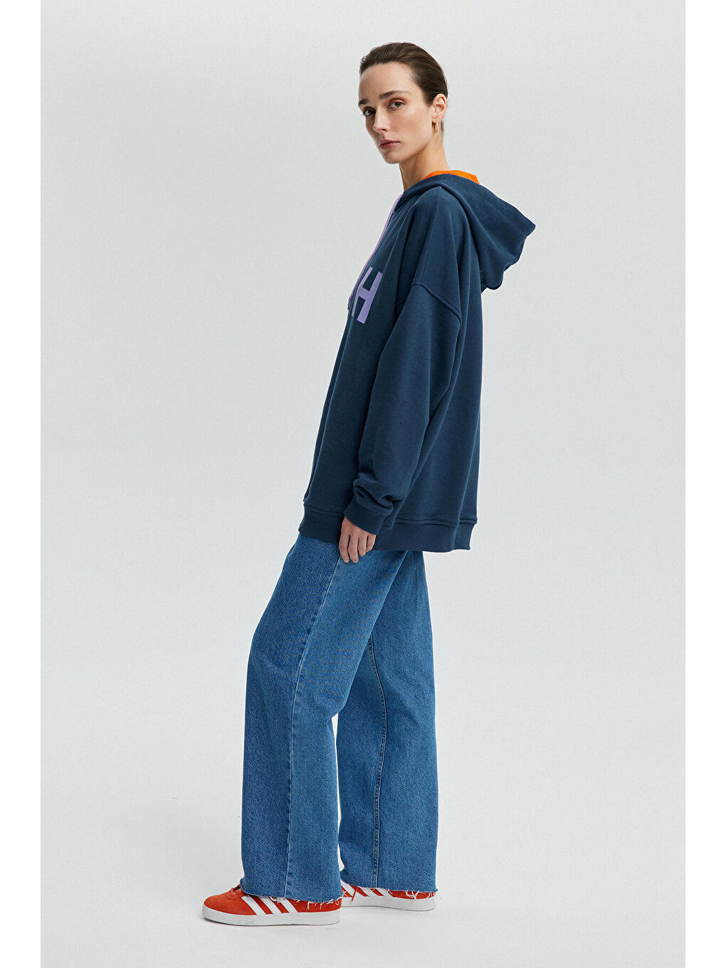 Antrasit Harf Baskılı Oversıze Sweatshırt-3