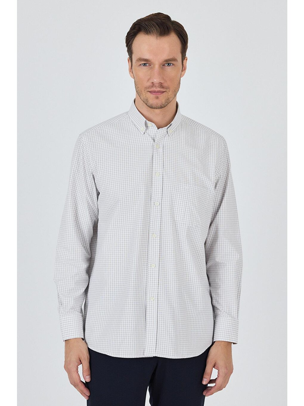 Bej Uzun Kol Kareli Desen Bez Ayağı Düğmeli Yaka Cepli Pamuklu Classic Comfort Fit Gömlek 1004250197