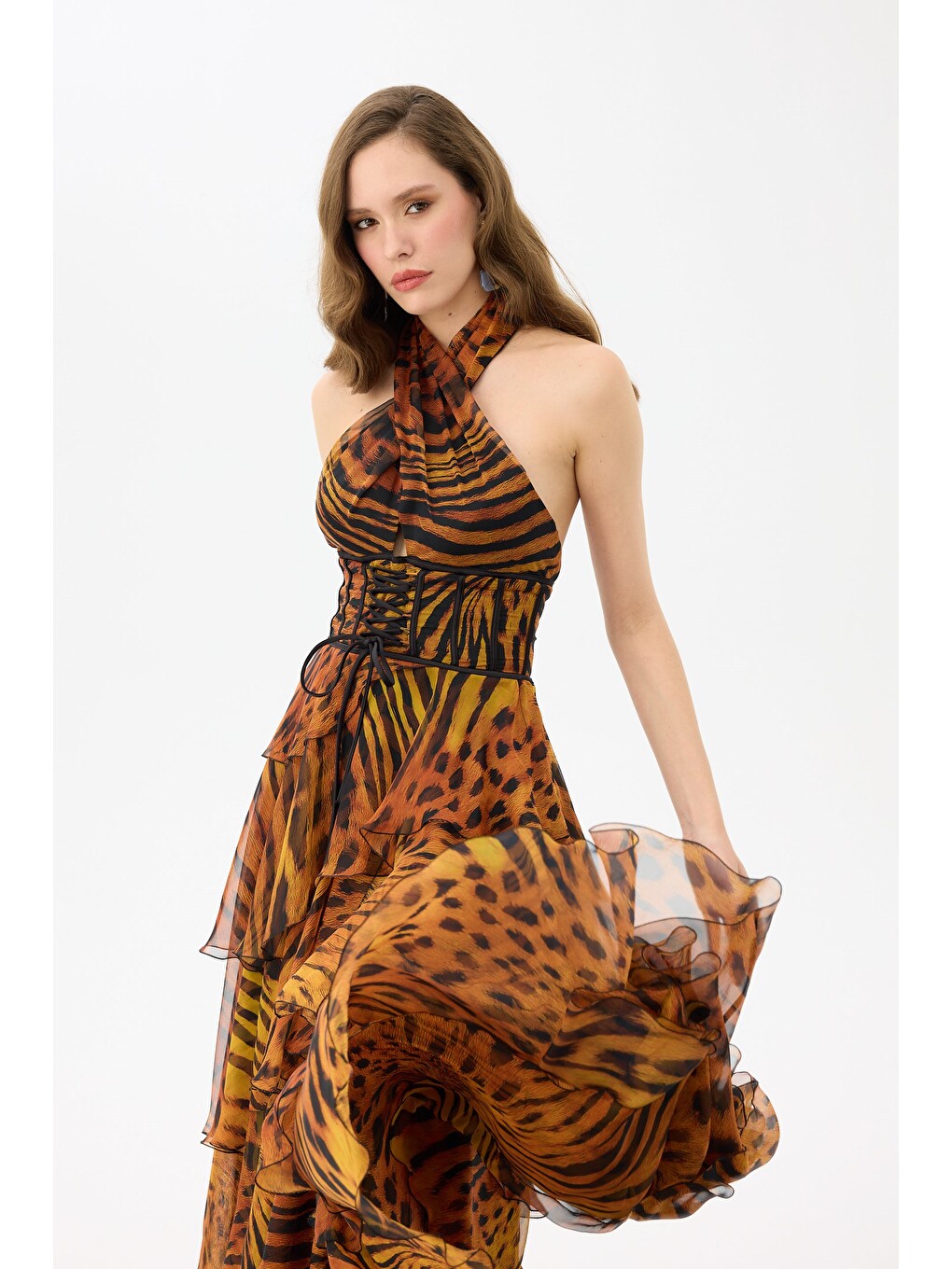 Siyah Boyundan Bağlamalı Leopar Desenli Abiye Elbise-3