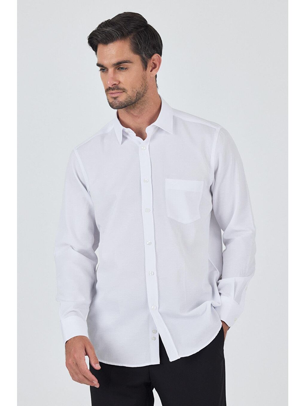 Beyaz Uzun Kol Desenli Armürlü Sert Yaka Cepsiz Pamuklu Classic Comfort Fit Gömlek 1004250209-2