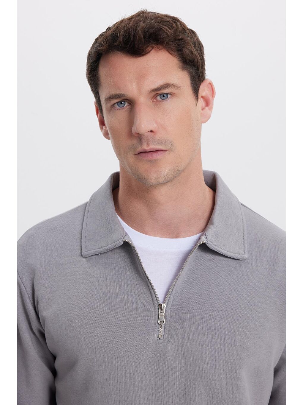 Erkek Relax Fit Rahat Kesim Pamuklu 3 İplik Fermuarlı Polo Yaka Gri Sweatshirt-1