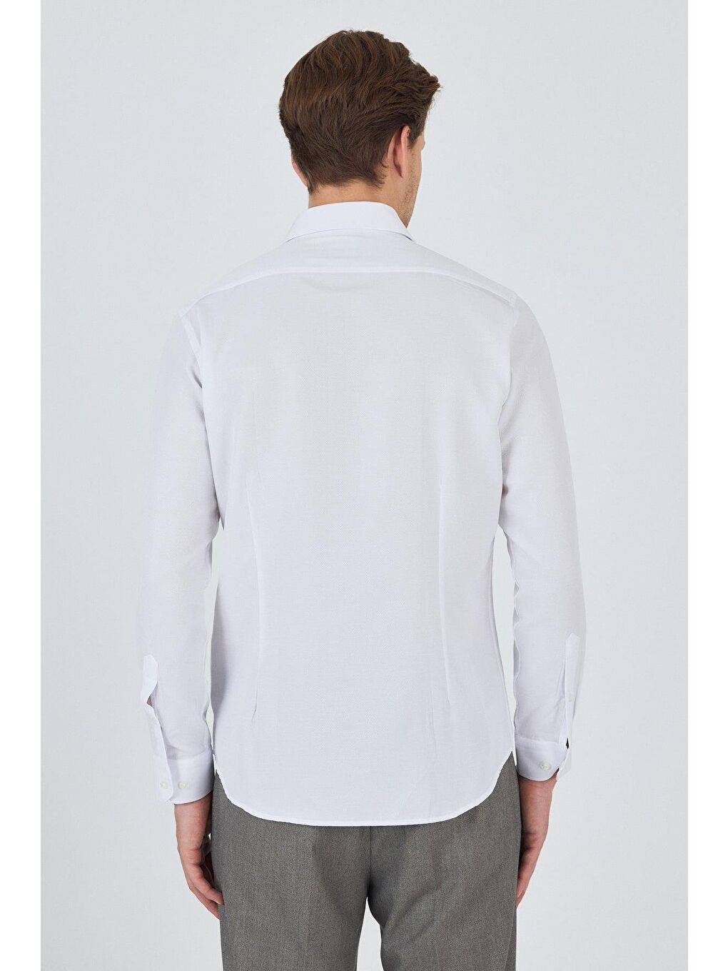 Beyaz Uzun Kol Desenli Armürlü Sert Yaka Cepsiz Pamuklu Classic Slim Fit Gömlek 1004250208-4