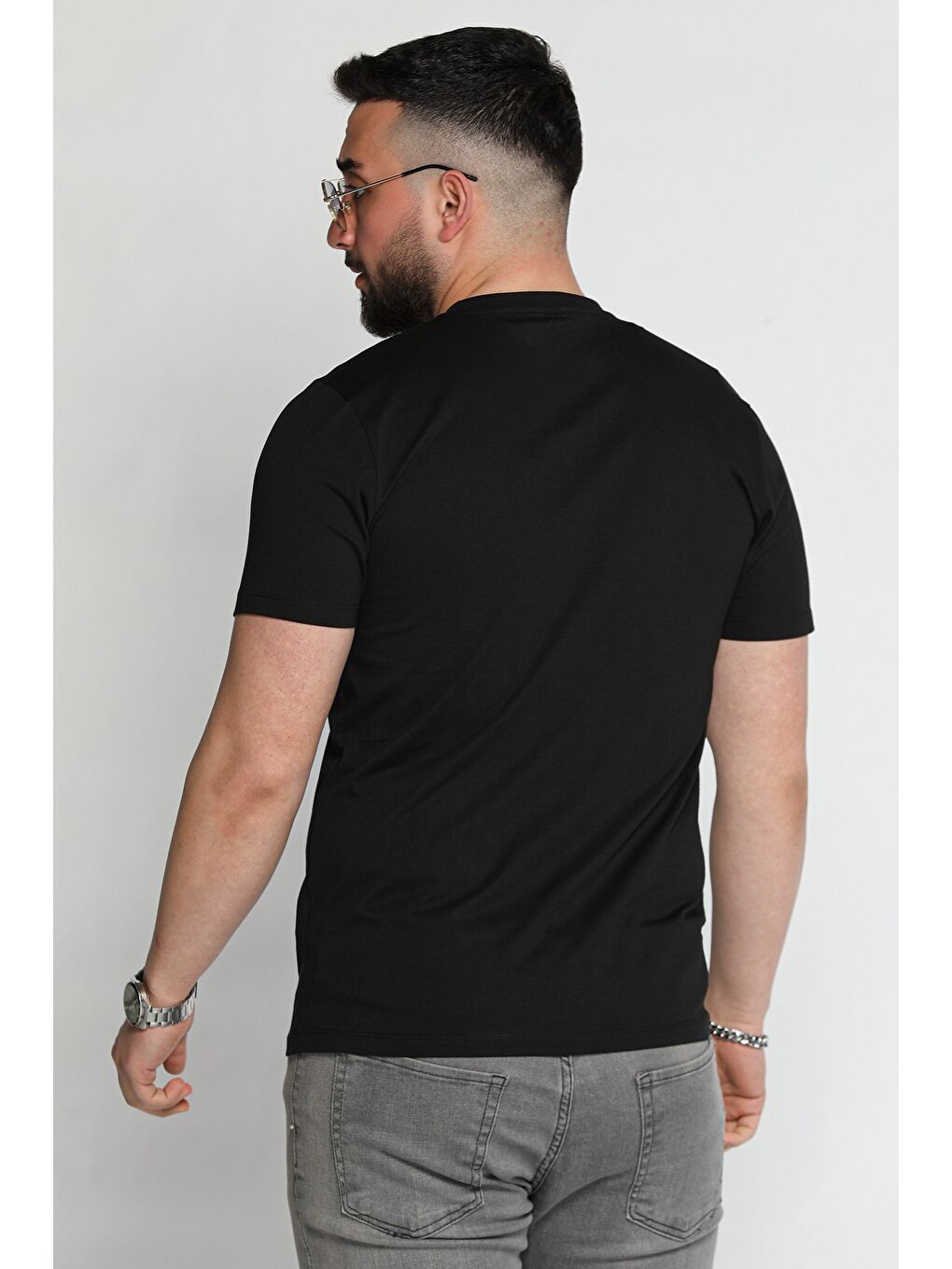 Siyah Erkek Bisiklet Yaka Baskılı Tişört-2