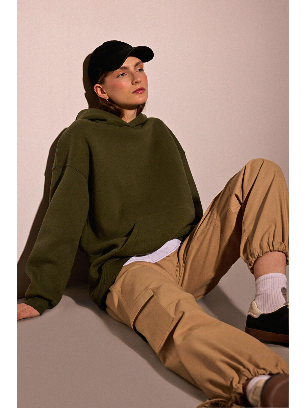 Haki Kapüşonlu Sweatshırt-3