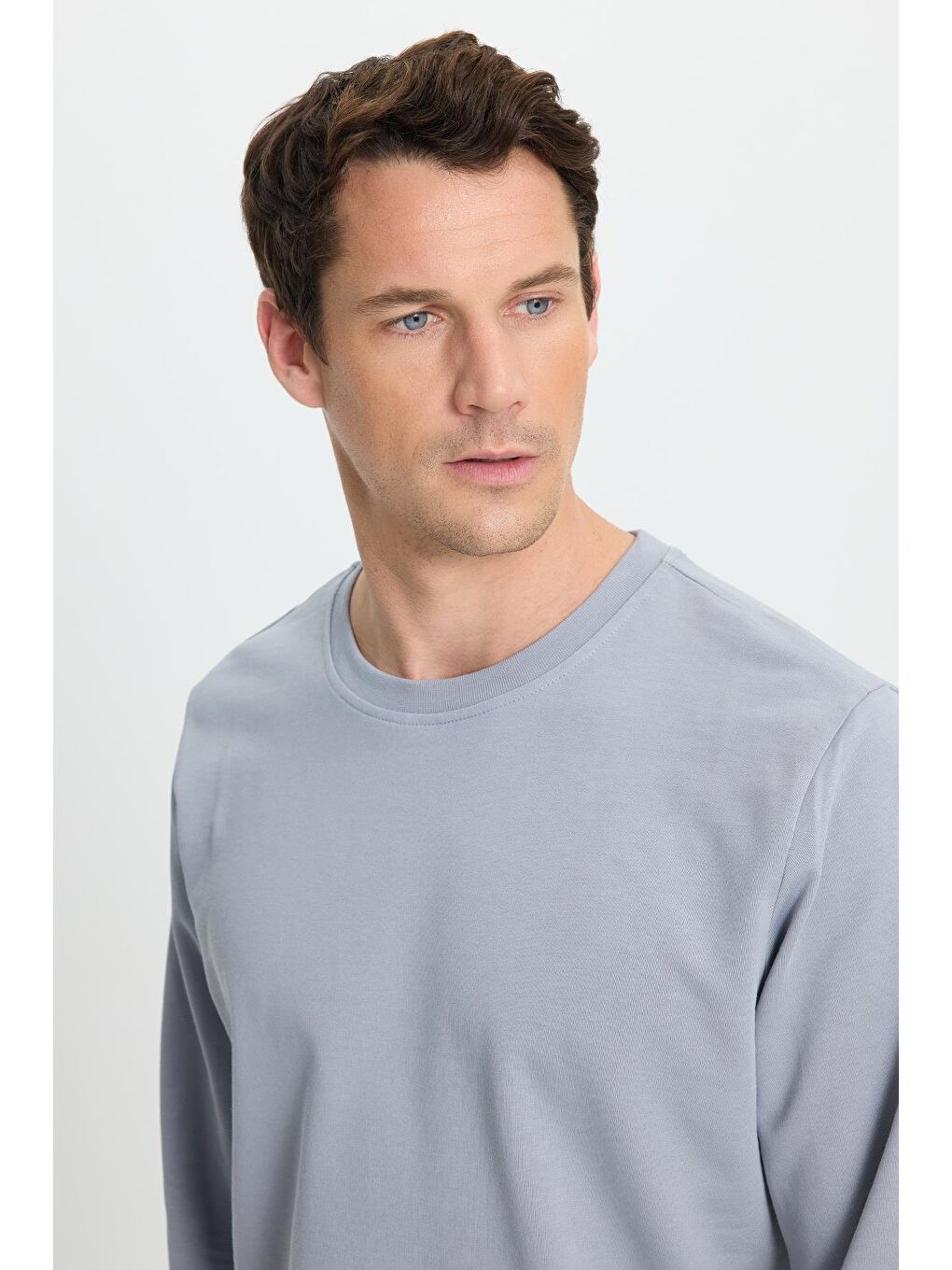 Erkek Relax Fit Rahat Kesim %100 Pamuk 2 İplik Bisiklet Yaka Açık Gri Sweatshirt-1