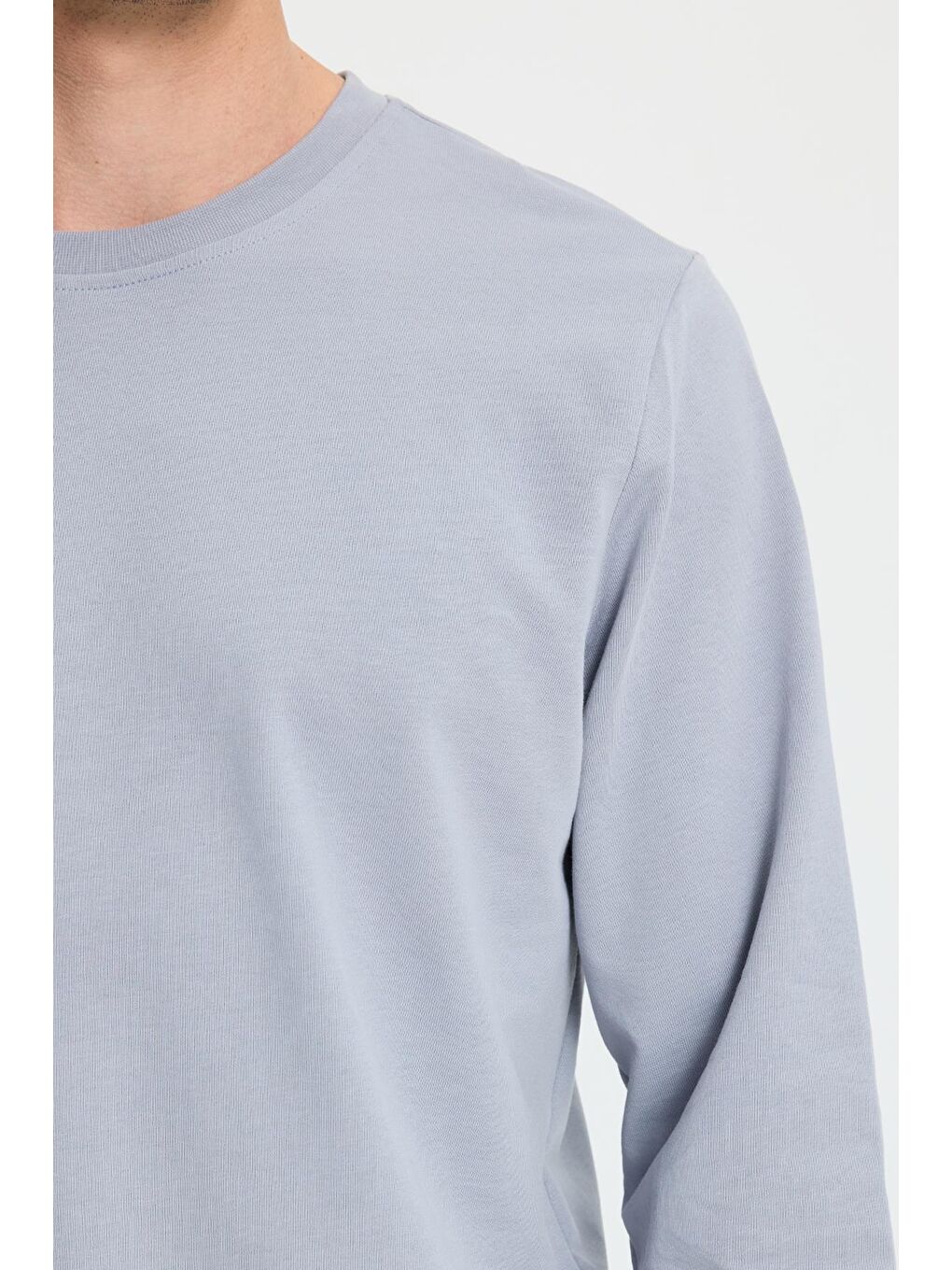 Erkek Relax Fit Rahat Kesim %100 Pamuk 2 İplik Bisiklet Yaka Açık Gri Sweatshirt-2