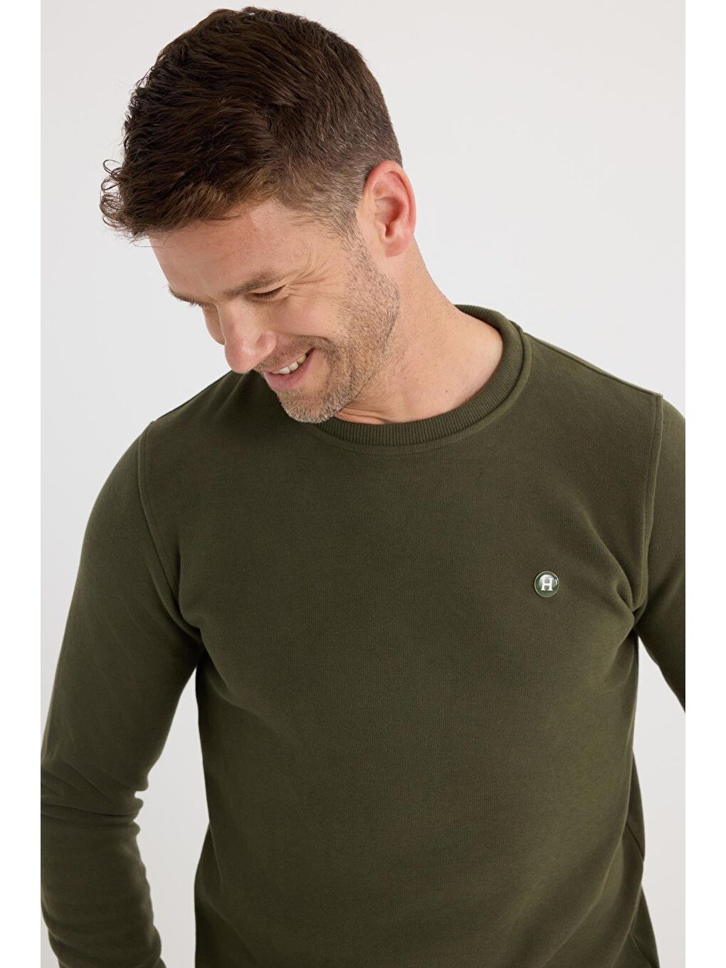 Erkek Slim Fit Dar Kesim Pamuklu Selanik Kumaş Bisiklet Yaka Haki Sweatshirt-1