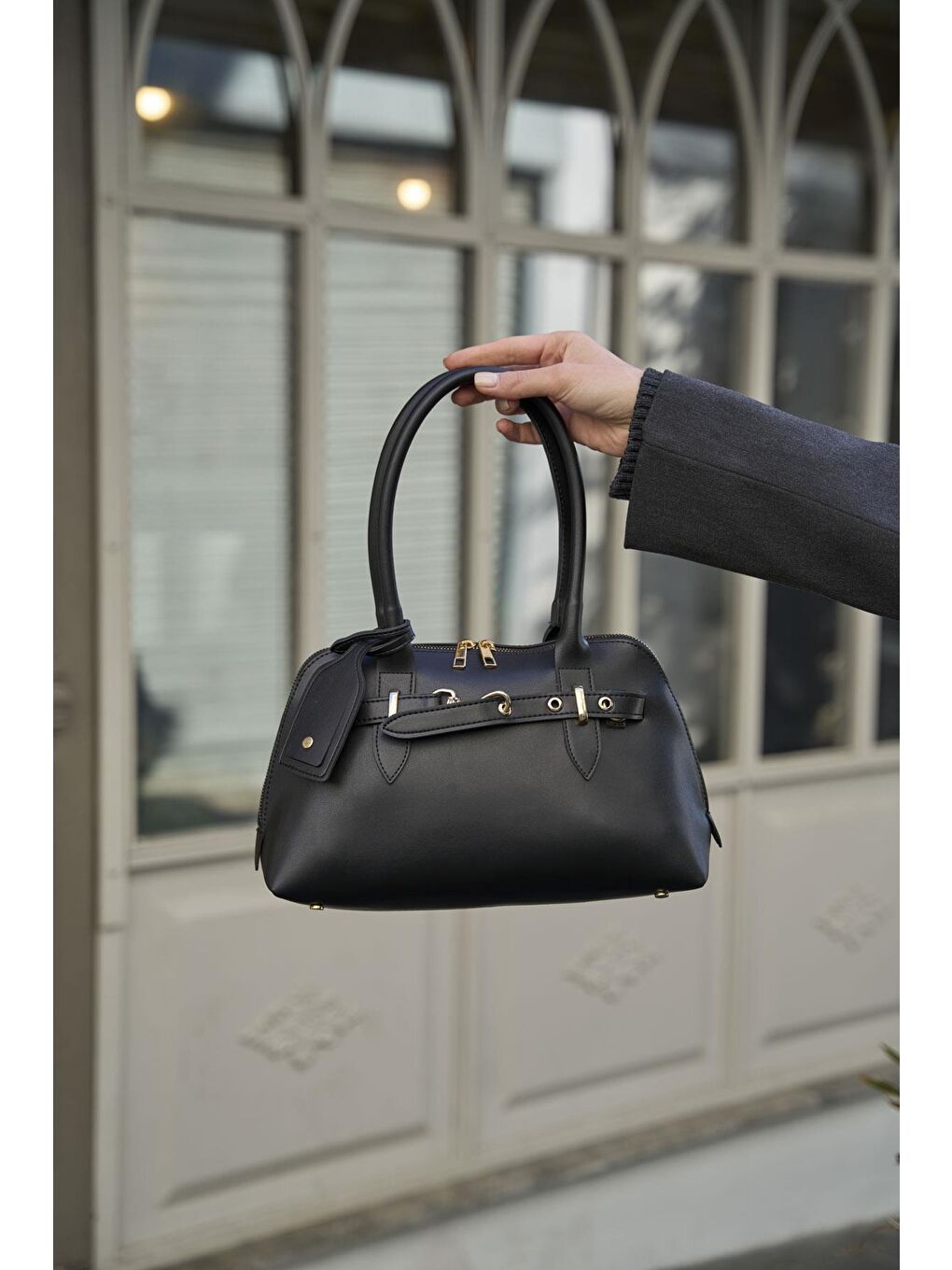 Gold Aksesuarlı Retro Çanta El Ve Omuz Çantası Siyah-1