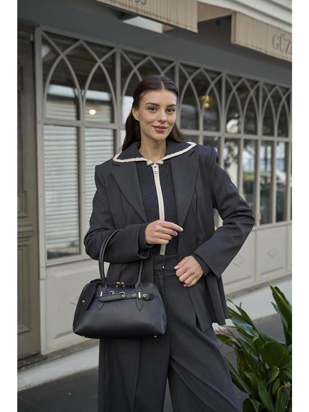 Gold Aksesuarlı Retro Çanta El Ve Omuz Çantası Siyah-3