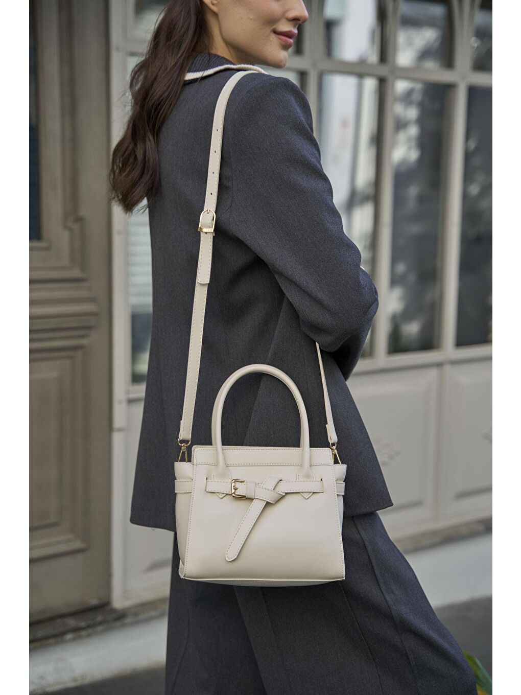 Mini Kemer Detaylı El Ve Omuz Çantası Bej-2